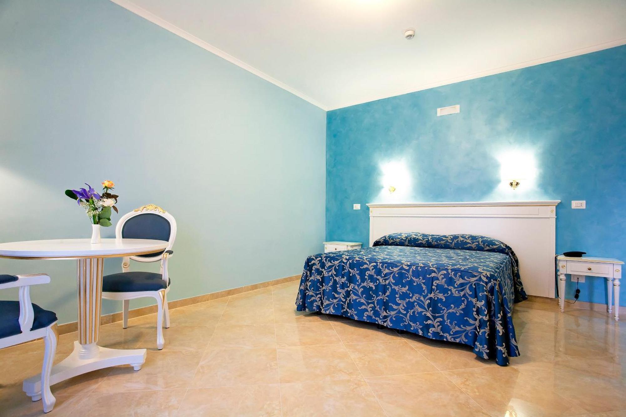 Hotel Aquila Aprilia Zimmer foto