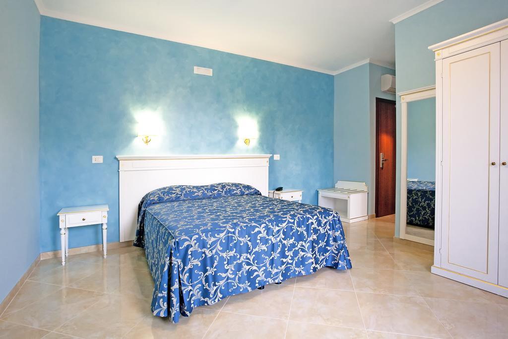 Hotel Aquila Aprilia Exterior foto